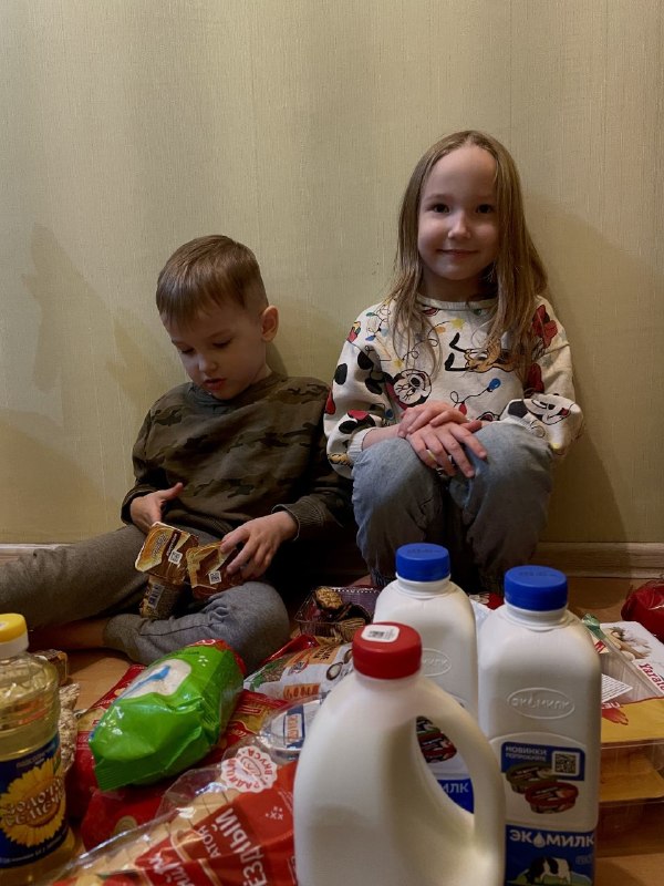 Продукты питания имеют свойство заканчиваться,  следовательно необходимо восполнять потребность в еде.
